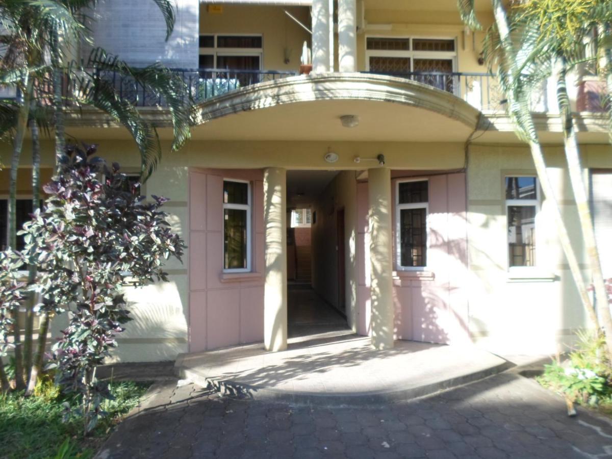 Apartments La Colombe Mont-Choisy Eksteriør billede